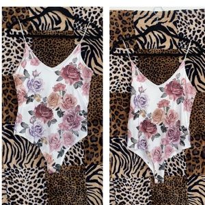 Floral Body suit 💐😍